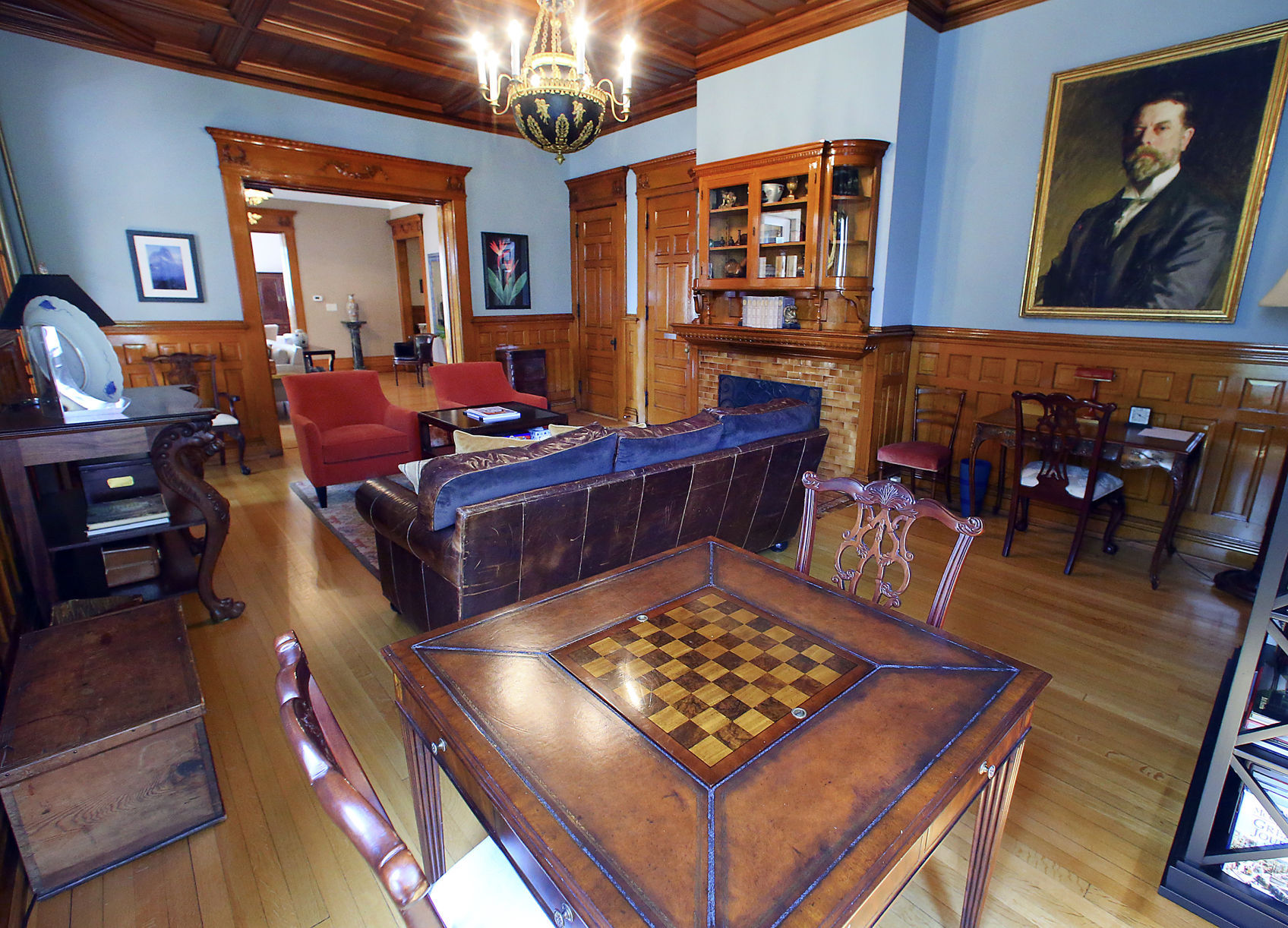 Castle La Crosse 11